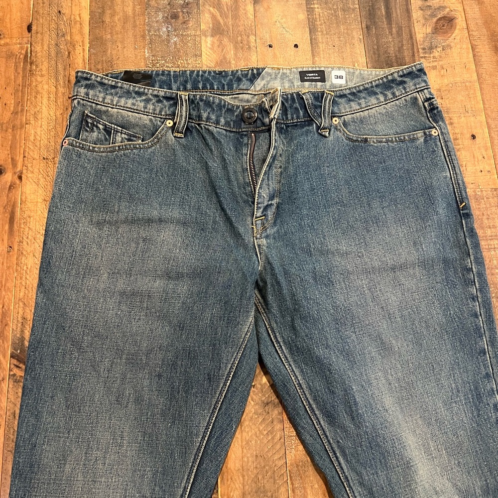Volcom Jeans - 38 Slim Fit - Picture 2 of 2